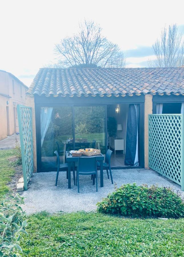 Appart Dans Residence Avec Piscine A Αρλ Εξωτερικό φωτογραφία