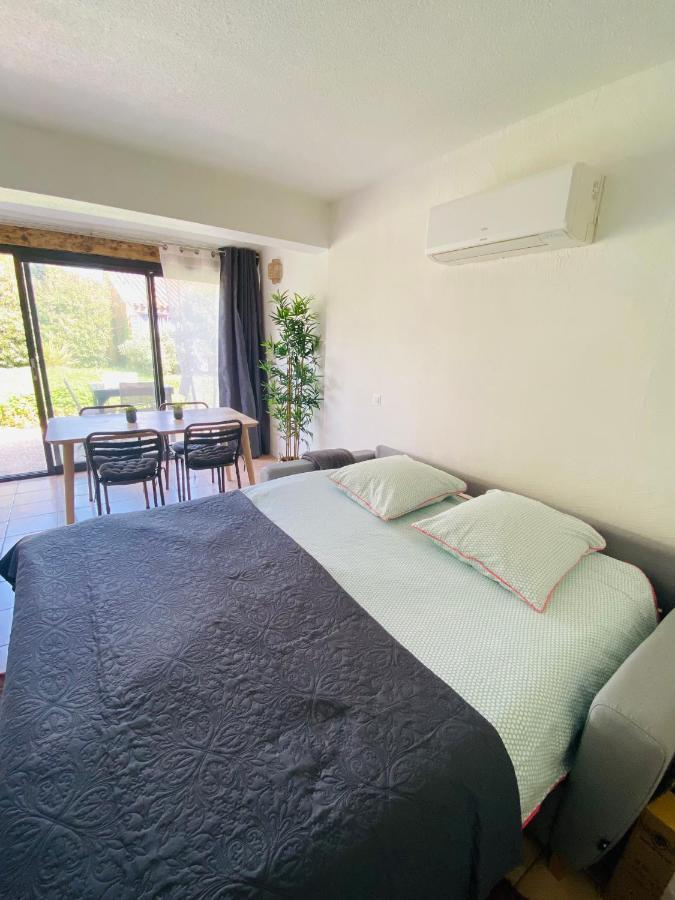 Appart Dans Residence Avec Piscine A Αρλ Εξωτερικό φωτογραφία